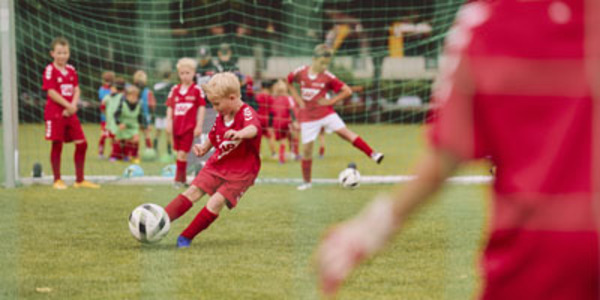 Cover Torwarttraining beim SC Bielefeld Altersbereich 7-10 Jahre